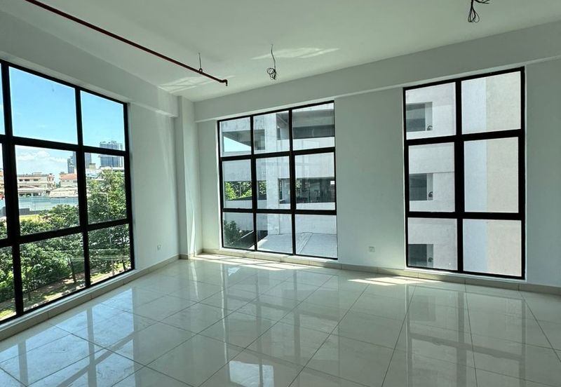 Park 51 Commerce Square