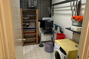 Anjung Hijau (Greenfield Apartment)