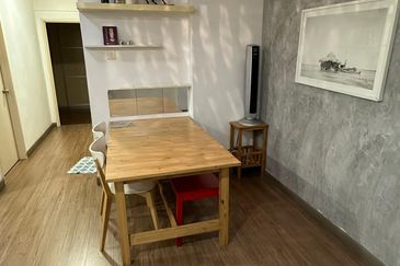 Anjung Hijau (Greenfield Apartment)