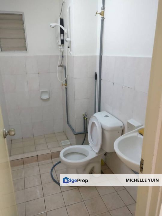 D'Rimba Kota Damansara lower ground floor Kenyalang Mahogani leasehold MRT Surian 3R2B 1cp Dataran Sunway Giza tenanted Strand low density Seksyen 11 , Selangor, Kota Damansara