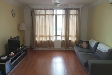 Casa Prima Condominium