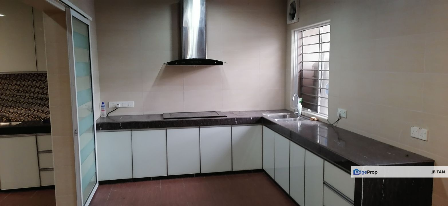 Bandar Kinrara 2 storey house for sale, Selangor, Puchong