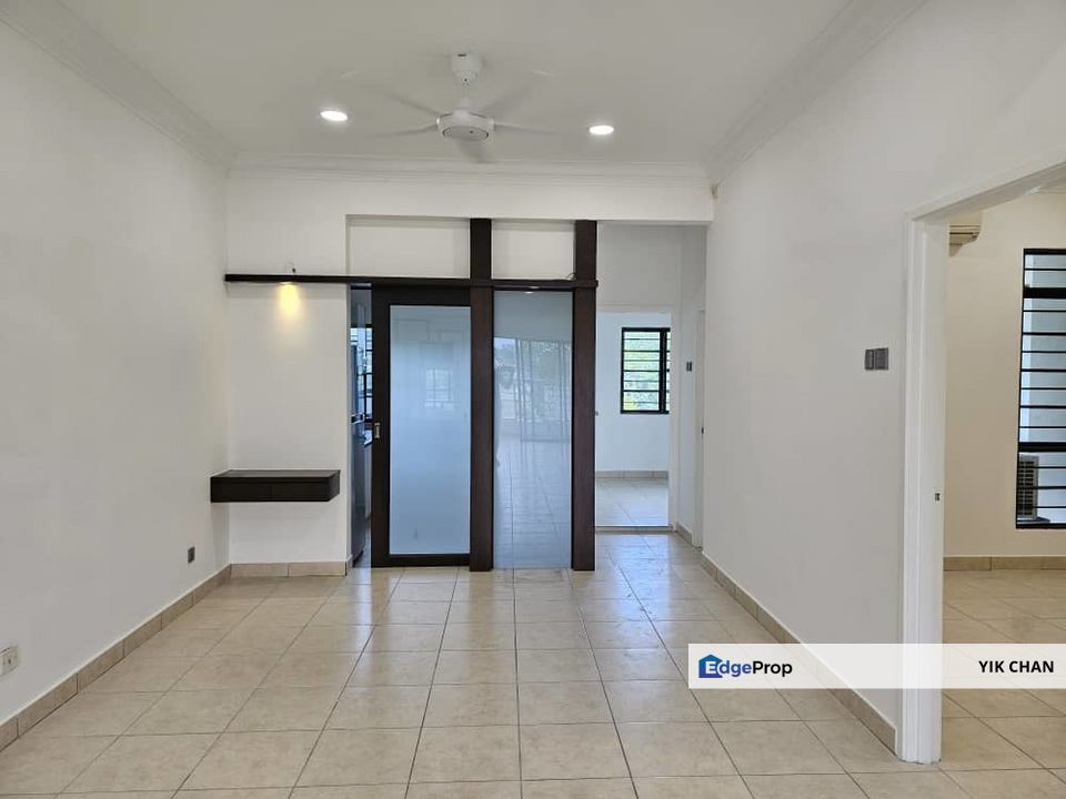 Suria Utama Townhouse Bu12 For Sale, Selangor, Kayu Ara