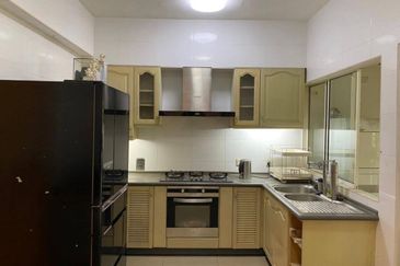 Bungaraya Kondominium, Saujana Subang