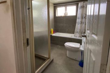 Bungaraya Kondominium, Saujana Subang