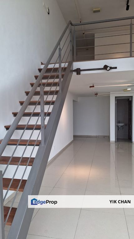 Pinnacle, Petaling Jaya Partly Furnish Duplex Unit for Rent, Selangor, Petaling Jaya