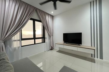 Savvy @ Riana Dutamas