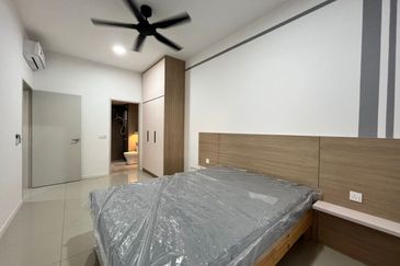 Savvy @ Riana Dutamas