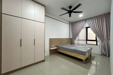 Savvy @ Riana Dutamas