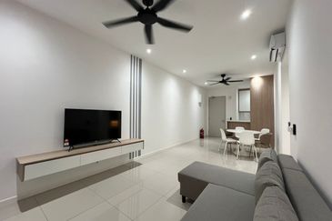 Savvy @ Riana Dutamas