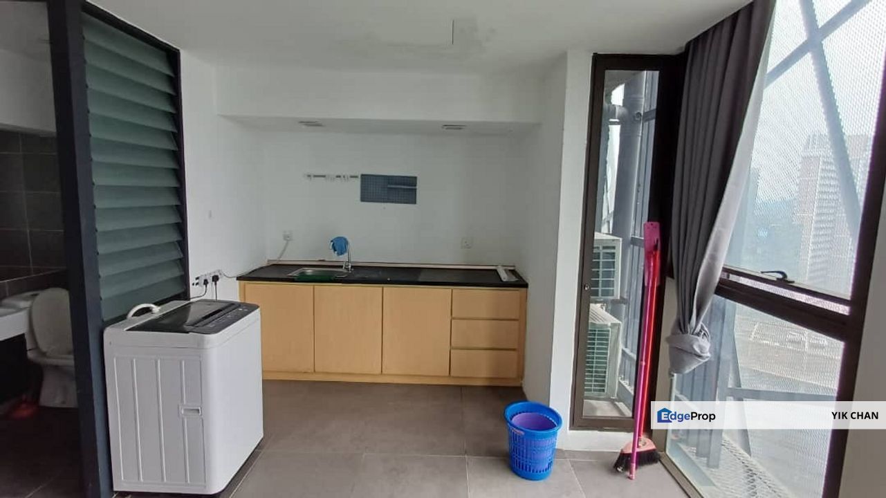 Empire Soho 2 - Furnished unit For Sale, Selangor, Petaling Jaya