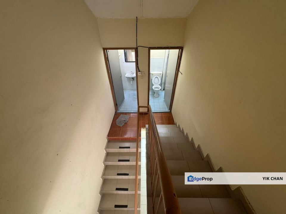 Seksyen 7, Kota Damansara  One and half Story House For Rent, Selangor, Kota Damansara