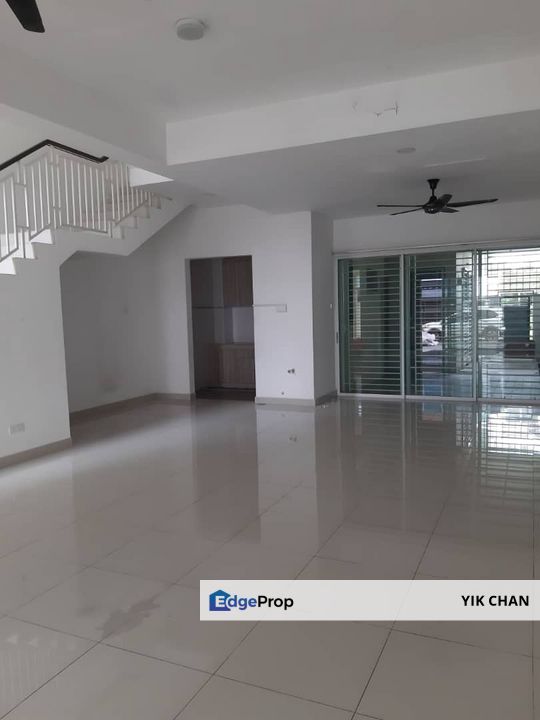 Laman Bayu 3 Storey House for Sale, Selangor, Kota Damansara