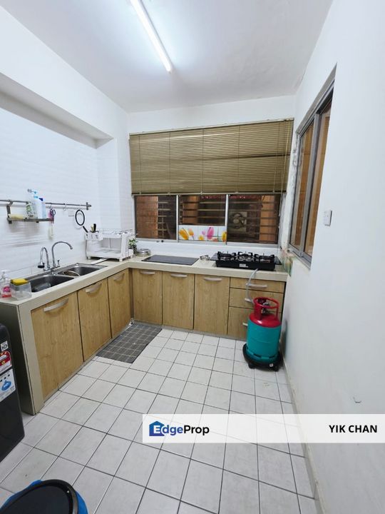 D'Rimba Nice Fully Furnished Unit for Sale, Selangor, Kota Damansara