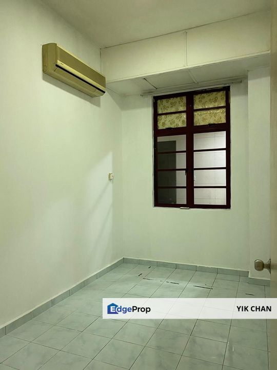 Damansara Emas 2 Storey House for Sale, Selangor, Kota Damansara