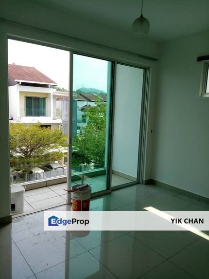 Laman Bayu 3 Storey House for Rent, Selangor, Kota Damansara