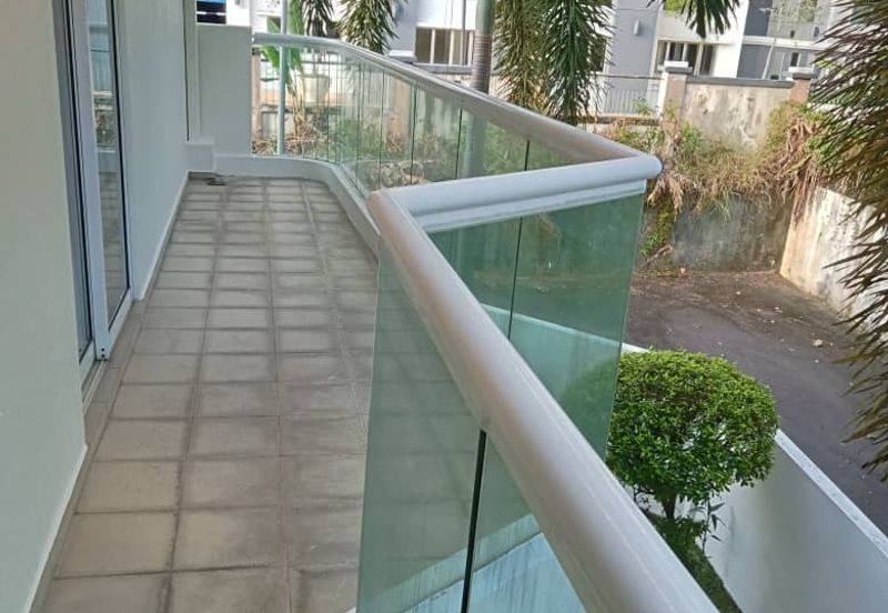 Mutiara Damansara  Superlink 2 Storey Terrace Corner House for Sale