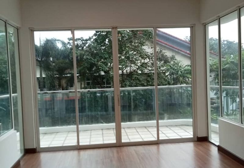 Mutiara Damansara  Superlink 2 Storey Terrace Corner House for Sale