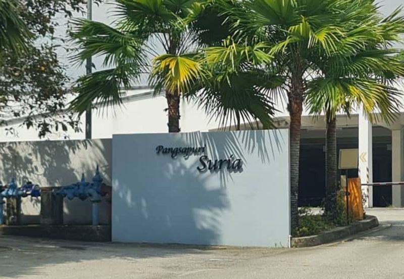 Pangsapuri Suria