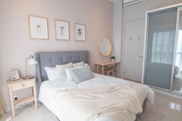 Dianthus @ Tropicana Gardens