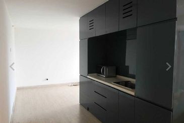 Halo Sunday @ Empire City