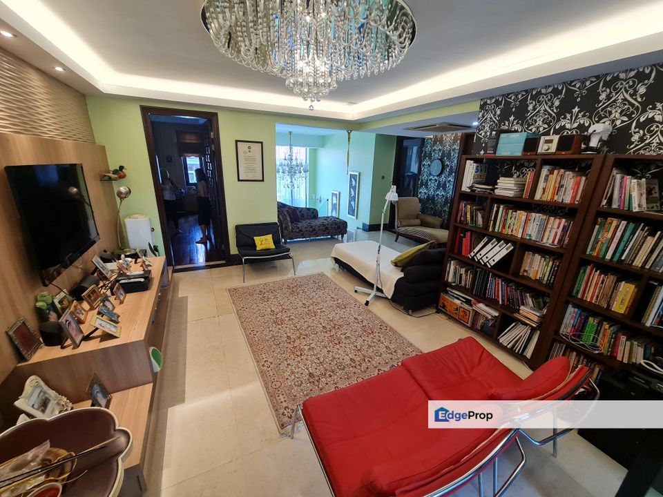 Beautiful & Spacious Bungalow Now Available, Selangor, Seri Kembangan