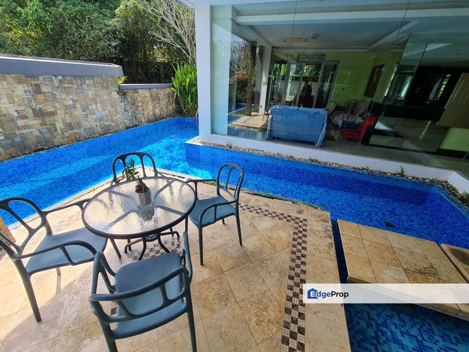 Beautiful & Spacious Bungalow Now Available, Selangor, Seri Kembangan