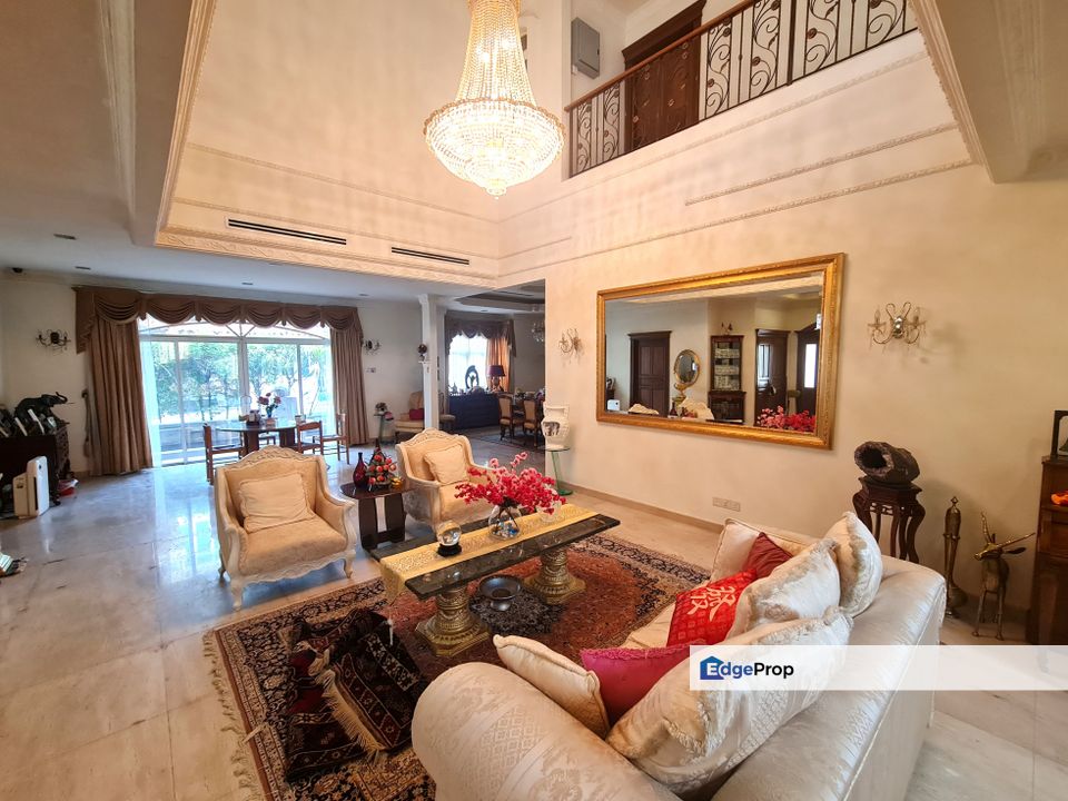 Classic designed bungalow for sale (Bluwater), Selangor, Seri Kembangan