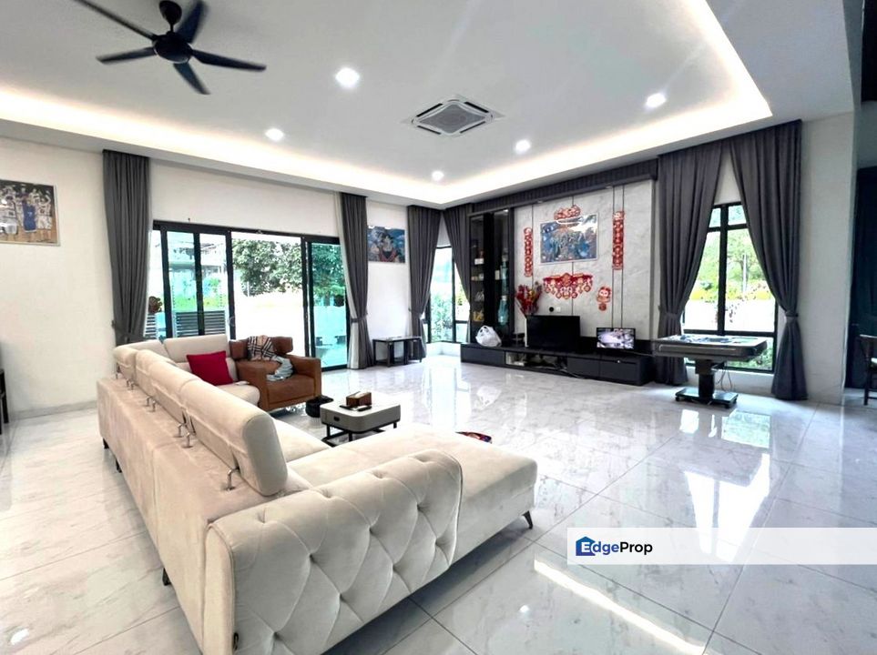 Elegant Modern Bungalow with Premium Security Features (Bluwater), Selangor, Seri Kembangan