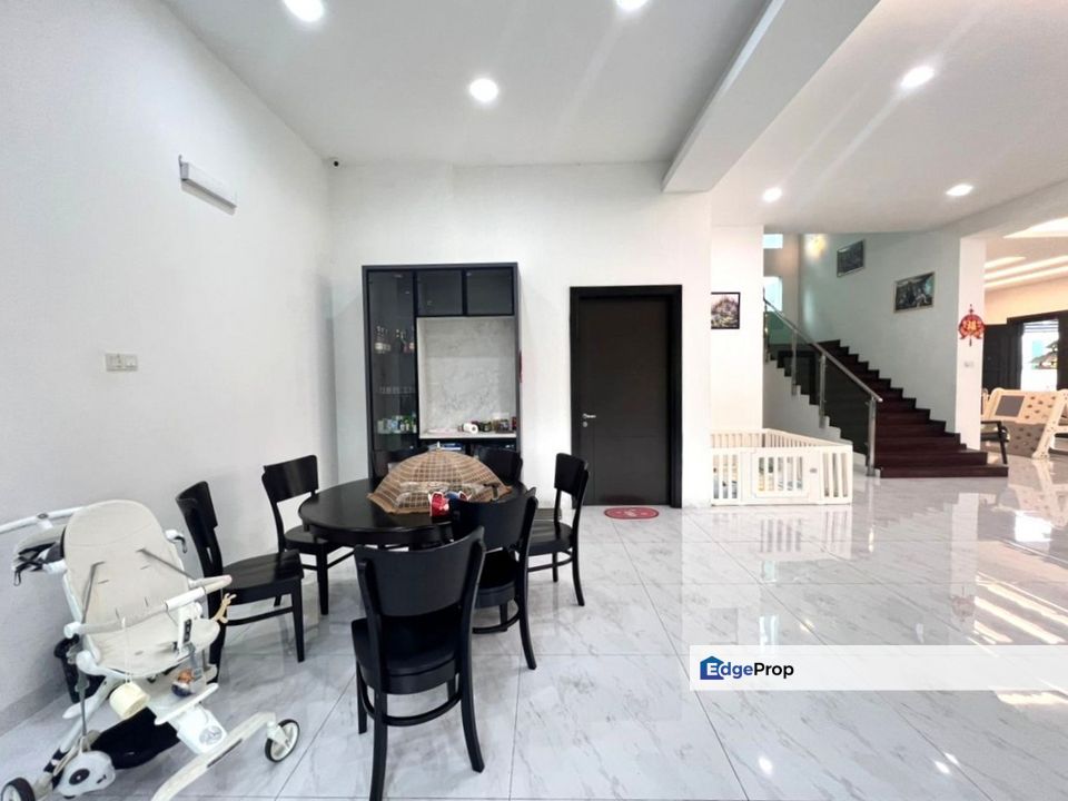 Elegant Modern Bungalow with Premium Security Features (Bluwater), Selangor, Seri Kembangan
