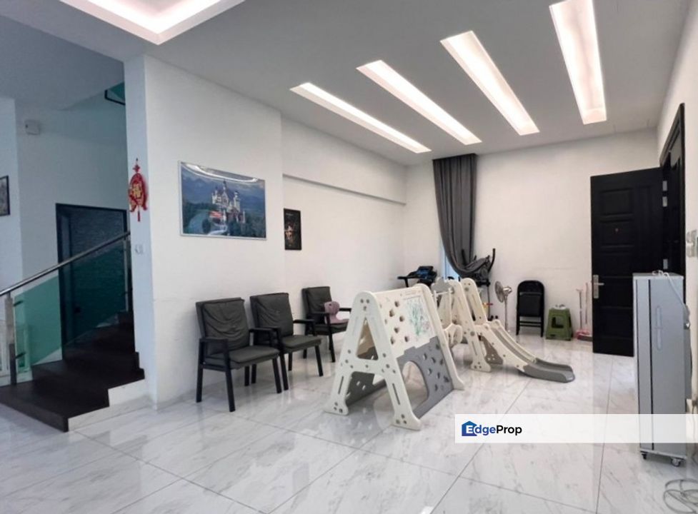 Elegant Modern Bungalow with Premium Security Features (Bluwater), Selangor, Seri Kembangan