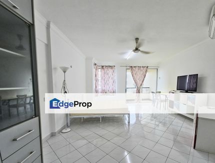 Studio with Balcony. Fully furnished, Selangor, Tropicana
