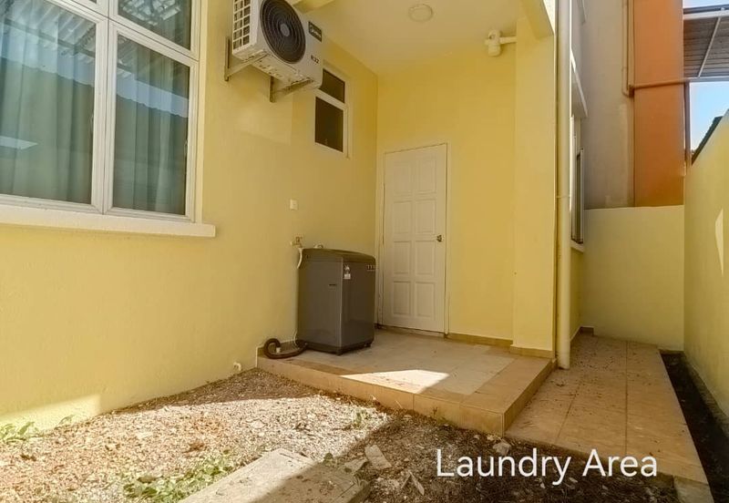 PANGSAPURI UNIVERSITY GREEN(BRUANG PERMA