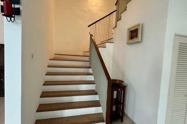 Gated Guarded @Corner , 2 Sty Semid,Park Ville , Paya Emas, Melaka