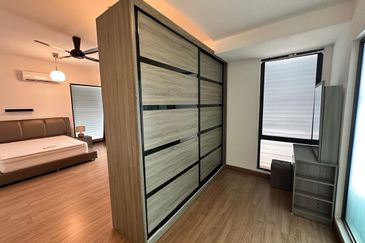 Gated Guarded @Corner , 2 Sty Semid,Park Ville , Paya Emas, Melaka