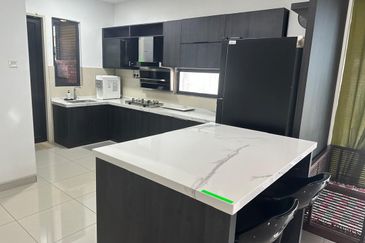 Gated Guarded @Corner , 2 Sty Semid,Park Ville , Paya Emas, Melaka