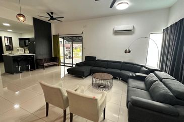 Gated Guarded @Corner , 2 Sty Semid,Park Ville , Paya Emas, Melaka