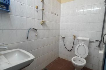 1 Sty Terrace , Taman Pandan Mawar , Lorong Pandan, Melaka 