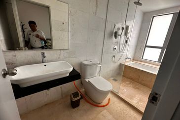 Silverscape Luxury Residences