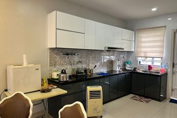 Gated Guarded & Renovated , 2 Sty Terrace , Parkville@Paya Emas , Melaka