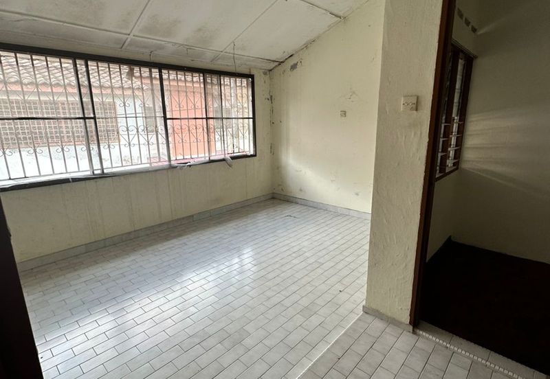 2 Sty Terrace , Taman Maju, Jasin@Melaka 