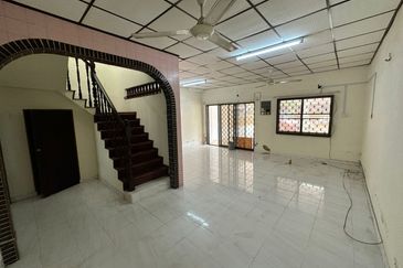 2 Sty Terrace , Taman Maju, Jasin@Melaka 