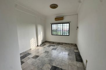 KENANGA (PARK VIEW COURT)