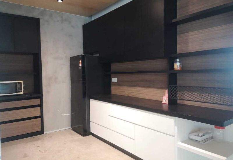 The Vertical Business Suites