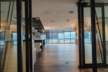 The Vertical Business Suites