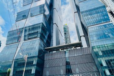Menara Shell office for rent
