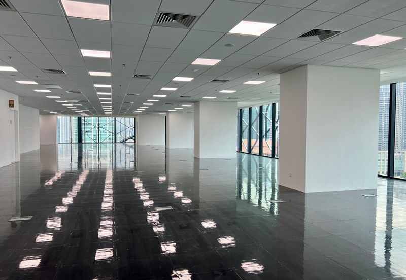 Plaza Conlay, Jalan Conlay