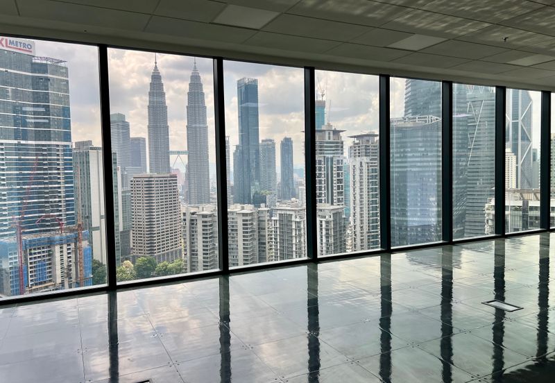 Plaza Conlay, Jalan Conlay