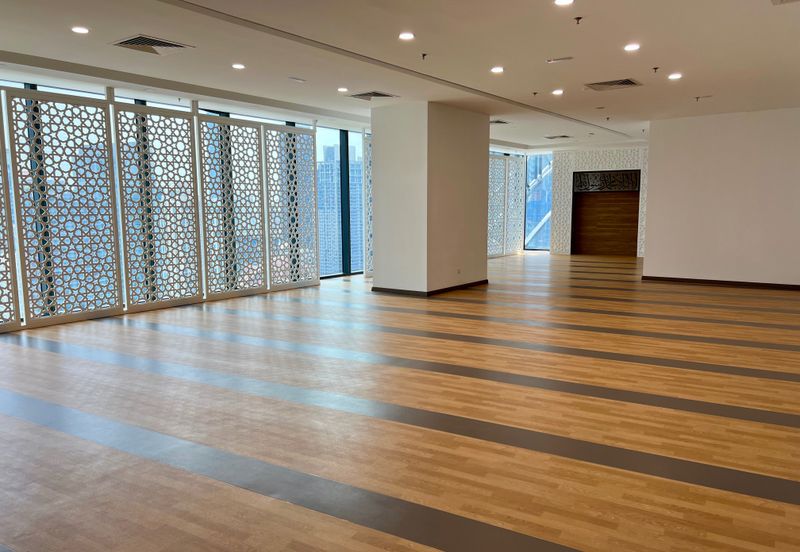 Plaza Conlay, Jalan Conlay