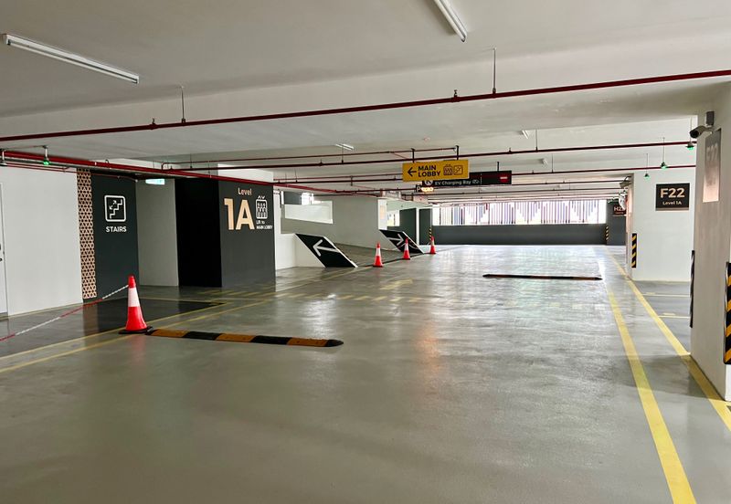 Plaza Conlay, Jalan Conlay